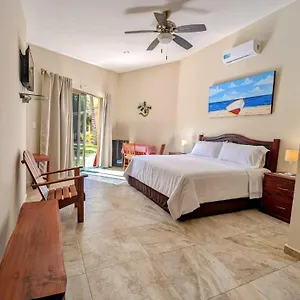  Bed & Breakfast Myoli Wellness & Happiness Mexico